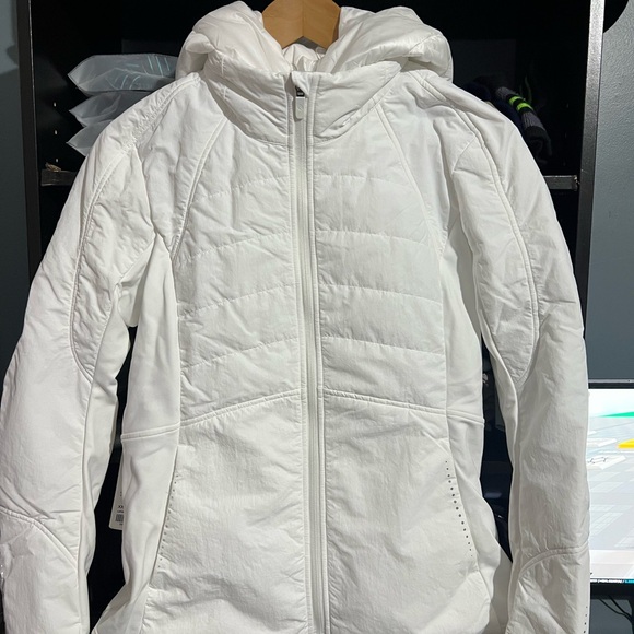 Lululemon Another mile jacket - Picture 3 of 8